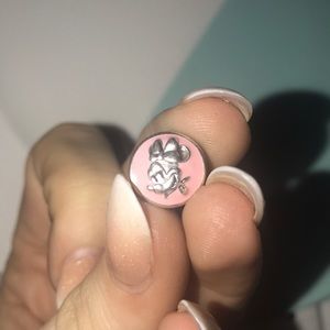 Pandora Minnie charm